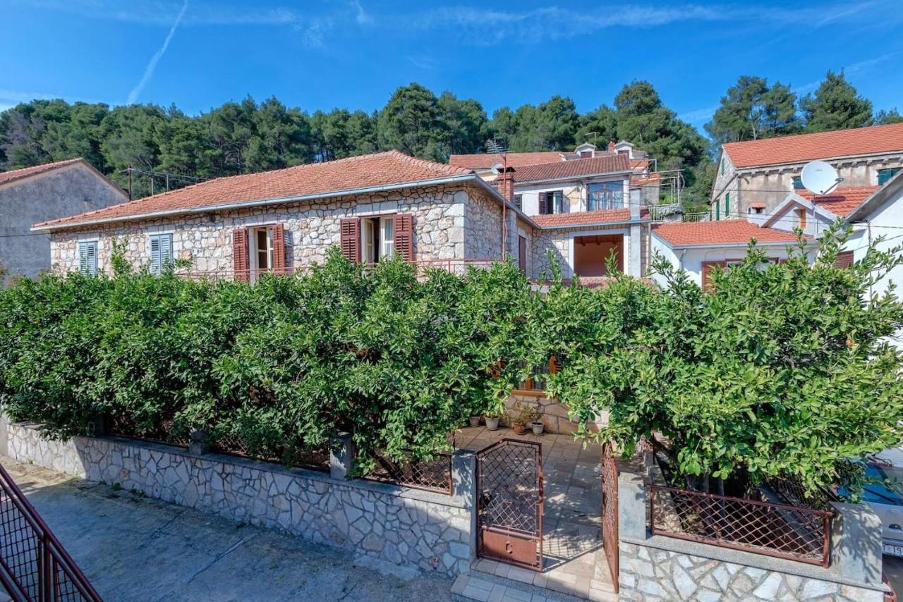 Holiday House With A Parking Space Svirce, Hvar - 17682 Vrbanj Zewnętrze zdjęcie